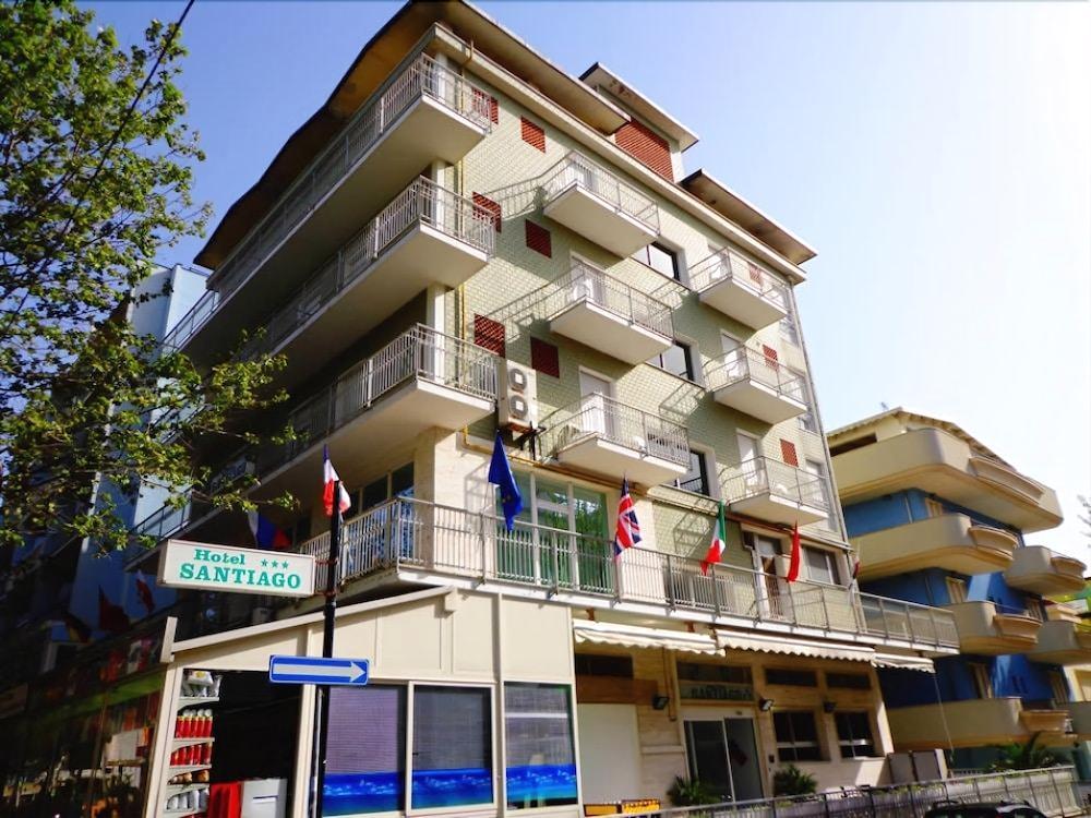 Hotel Santiago Ріміні Екстер'єр фото