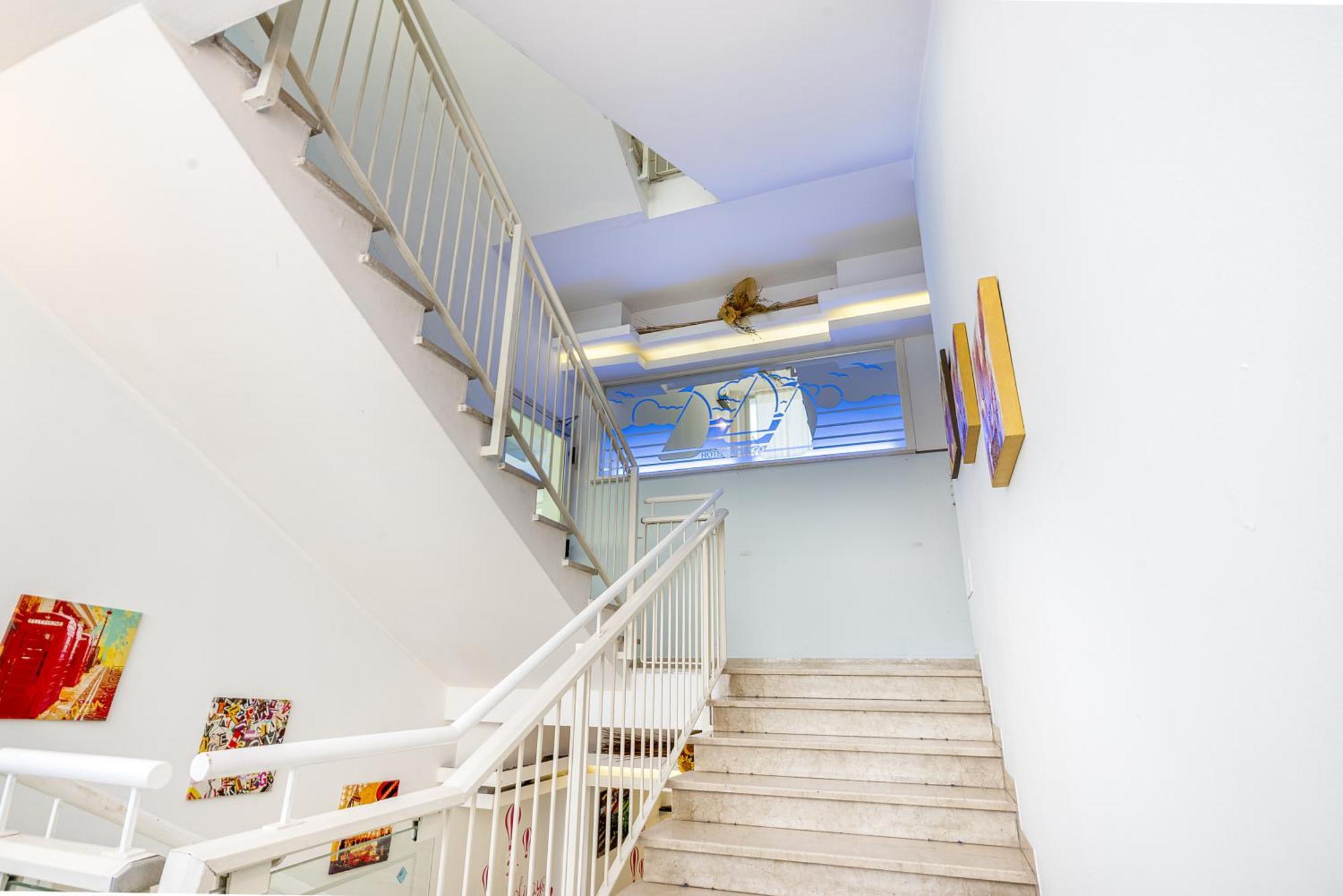 Hotel Santiago Ріміні Екстер'єр фото